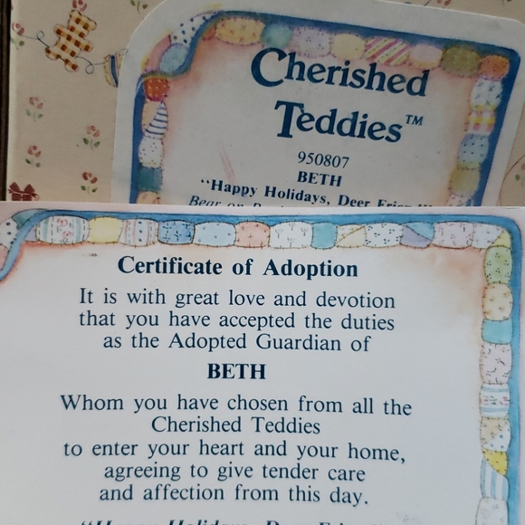 Cherished Teddies, Beth - Picture 5 of 6